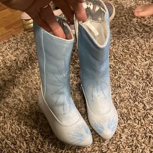 Disney Size 7/8 toddler Boots